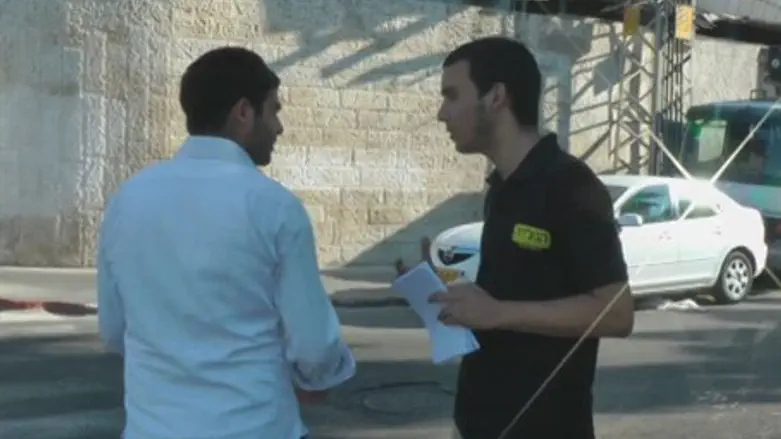 Students talk with Bnei Brak residents