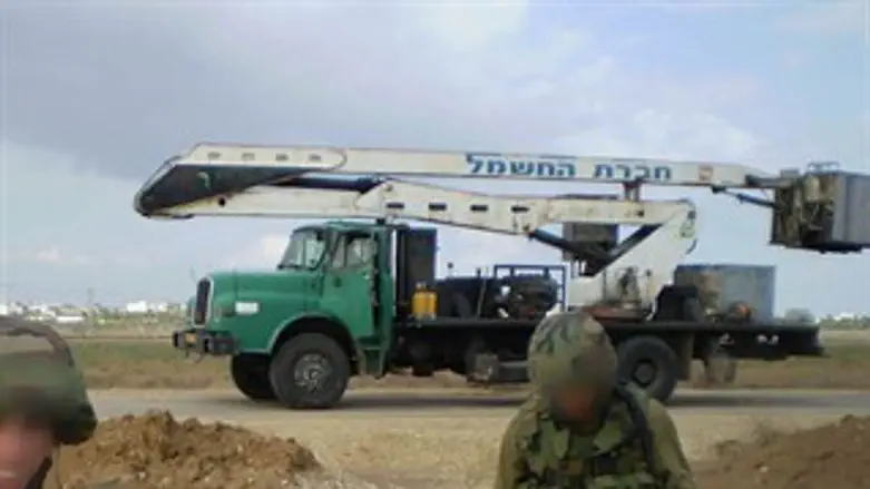 קירות ברזל מול הסכנה