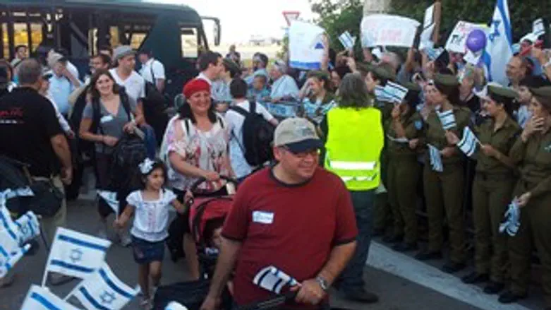 העולים של נפש בנפש מגיעים לישראל