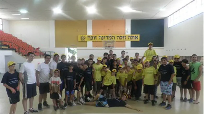 Jews unite in Elon Moreh