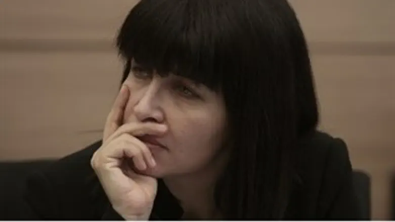 לא רואה בשורה. וילף