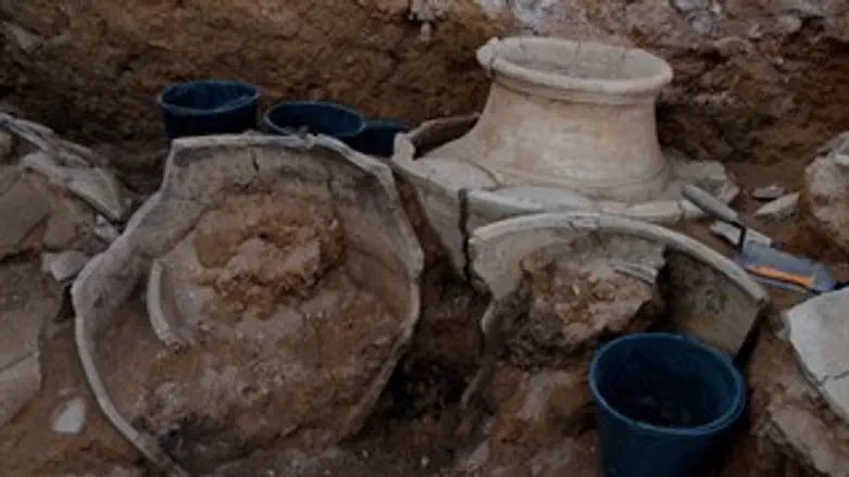 חפירות תל חצור