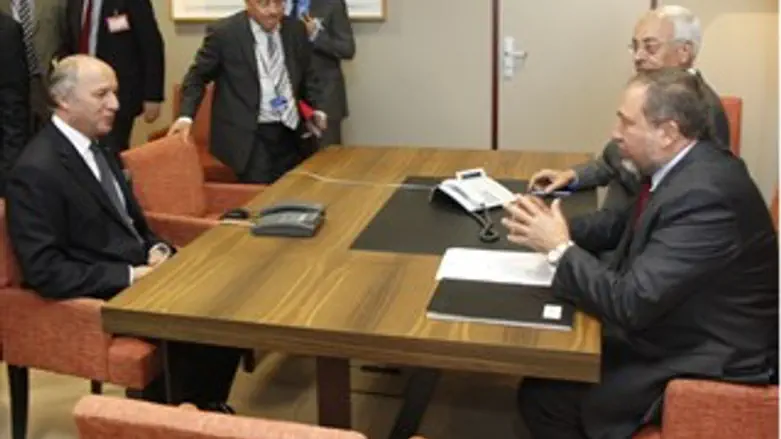 הפגישה היום עם השר הצרפתי