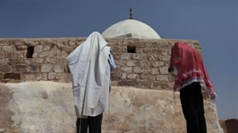 ציון קבר אהרון הכהן