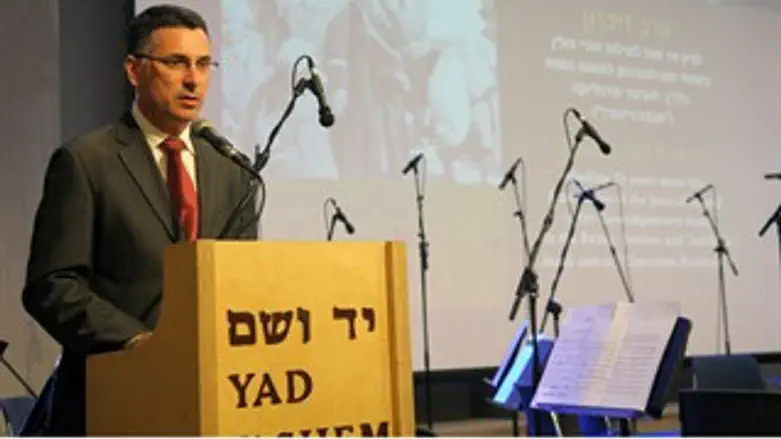 שלושה דורות נמחו בתוך שנה. סער בטקס הערב