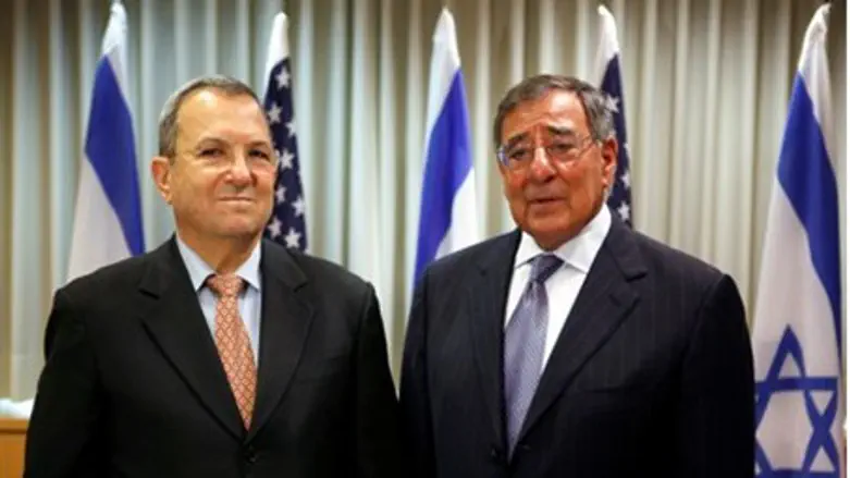 Barak poses with Panetta for photo-op