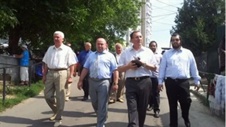 ביקור המשלחת היום.