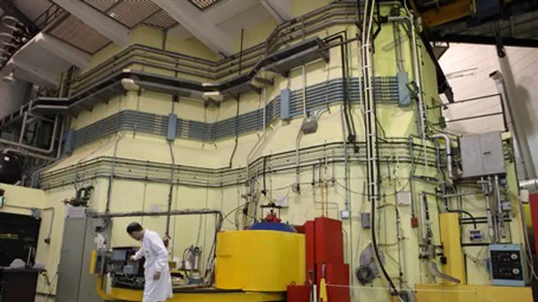 Nuclear reactor (illustration)