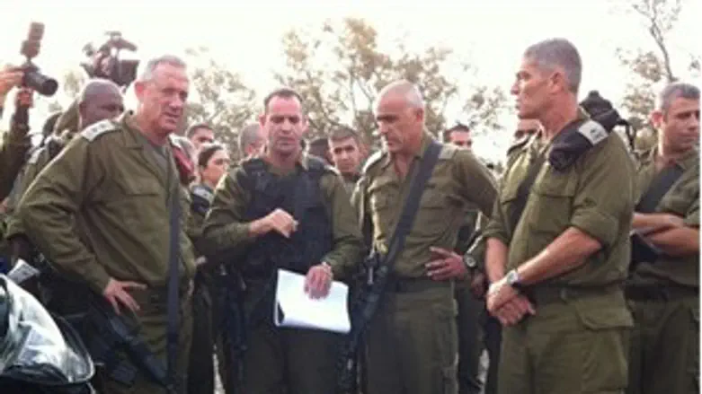 קציני צה"ל במקום