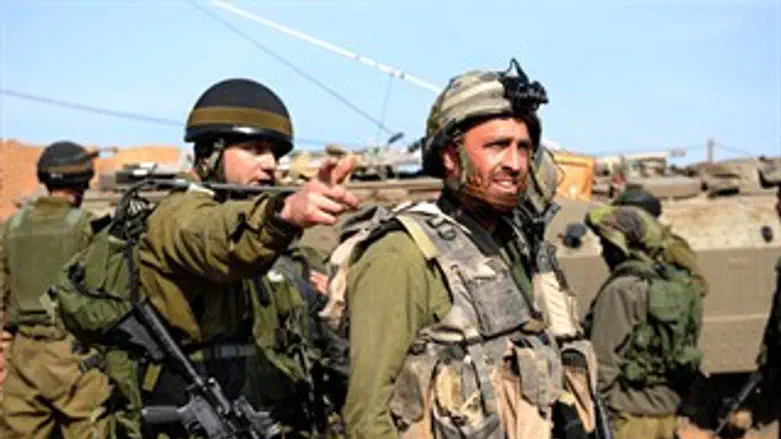 חיילים במלחמה