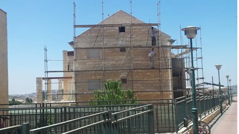 Ulpana home before demolition