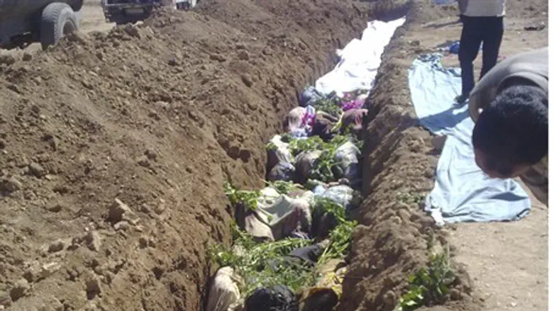 Mass burial at Daraya near Damascus