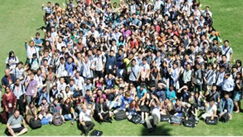 משתתפי הכנס בצילום קבוצתי