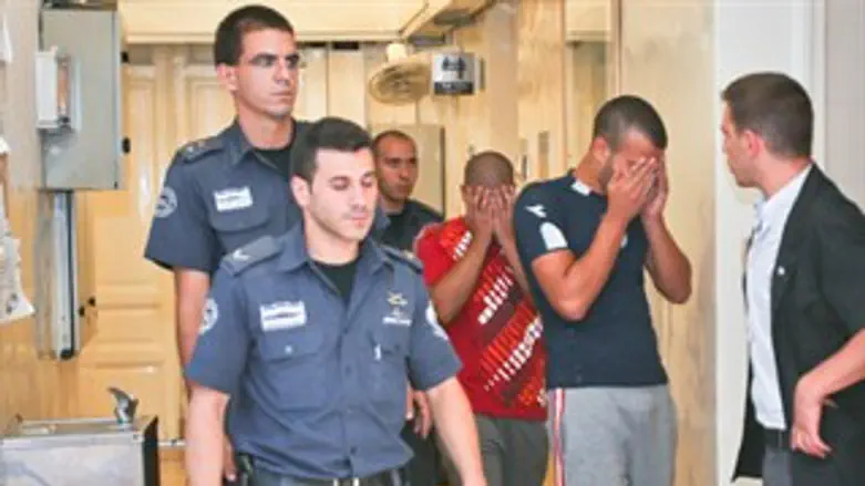 החשודים בתקיפה.