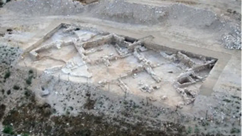 עתיקות ארכיאולוגיה