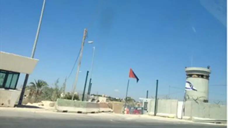 הפרצה והעמדה