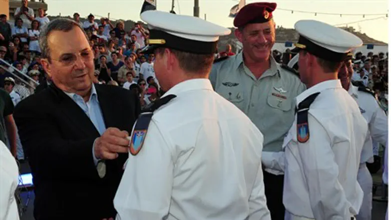 Barak and Gantz at naval graduation ceremony
