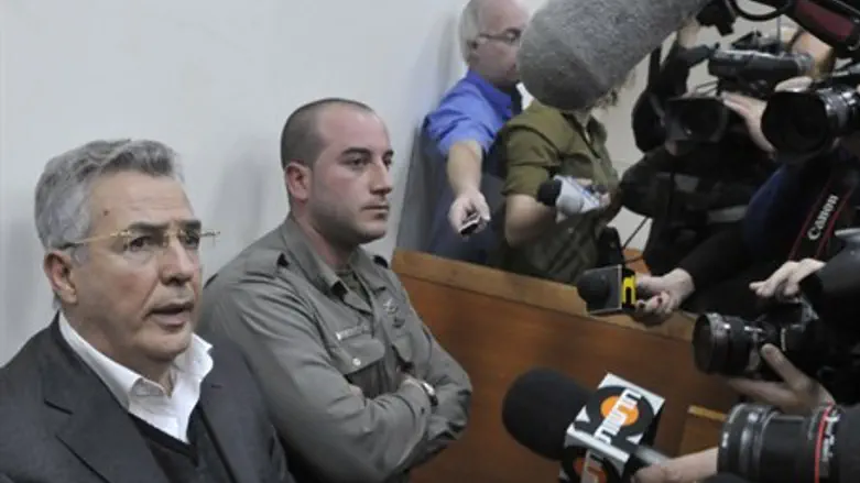 Ицхак Охайон попал под суд