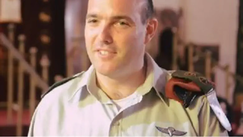 החזן הצבאי הראשי בצילומי הקלפי