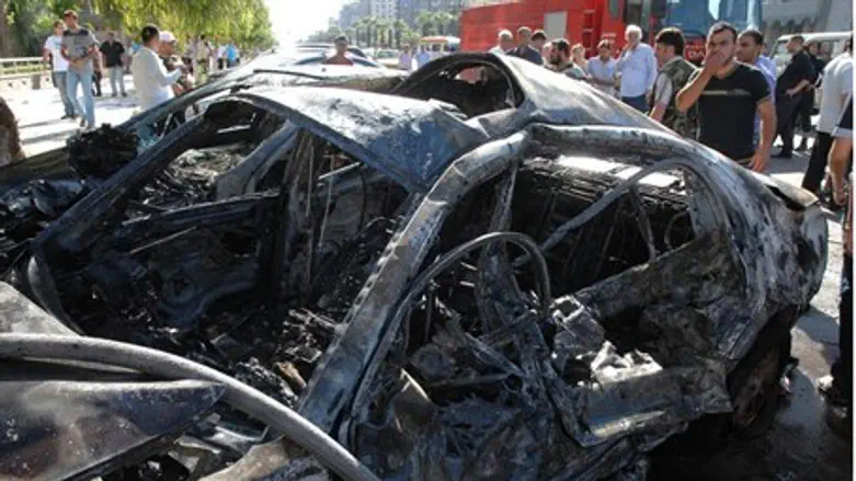destroyed car (illustration)