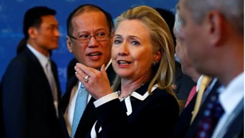 Clinton at Asia-Pacific Economic Cooperation 