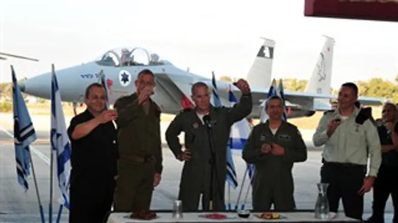 הרמת הכוסית בתל נוף