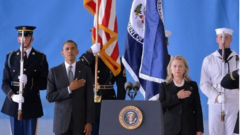 US President Barack Obama (L) and Secretary o