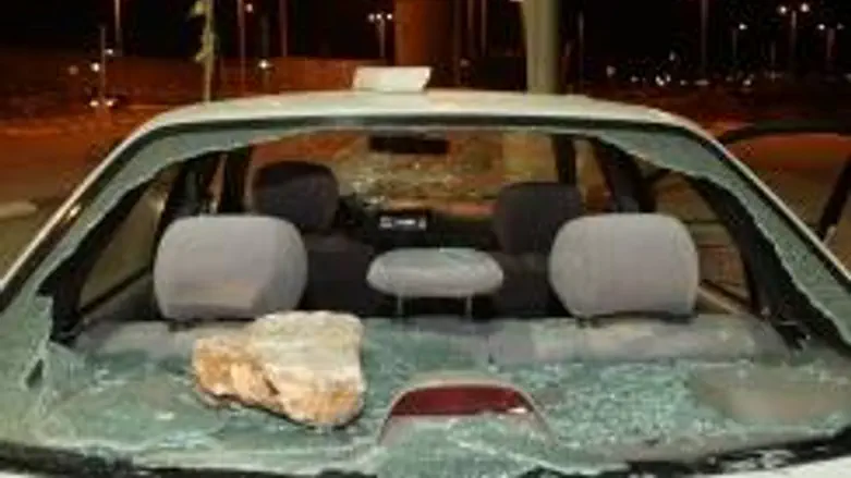 המכונית אחרי הלינץ'. מודים לה'.