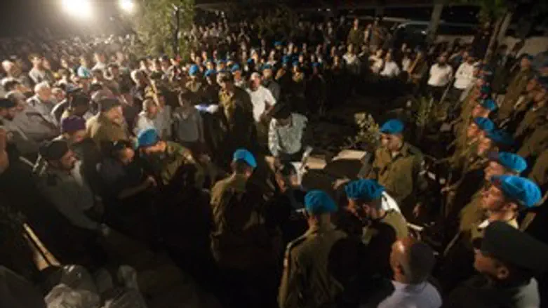 הלוויתו של נתנאל יהלומי ז"ל אמש