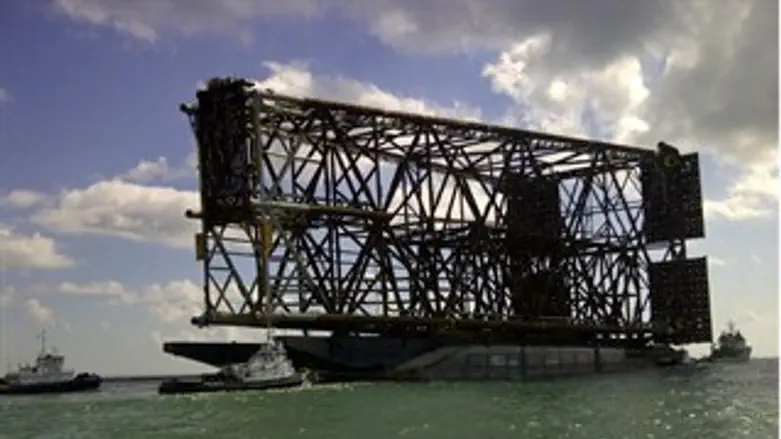 אסדת הענק לקראת תזוזה