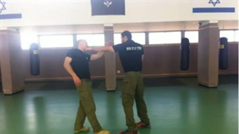 אימון קרב מגע