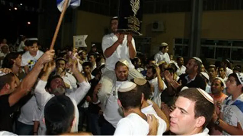 הקפות שניות. ארכיון.