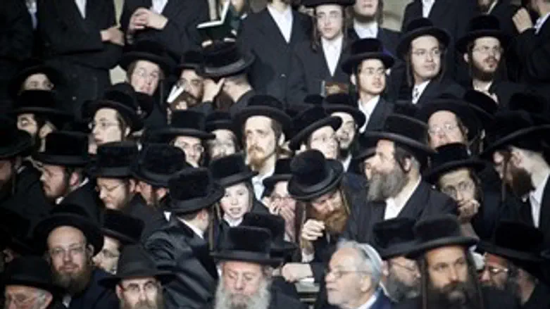 חסידי ויז'ניץ. האדמו"ר ביקש