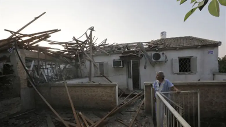 Grad hits Netivot (archive)