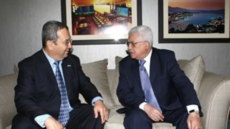 אהוד ברק ואבו מאזן