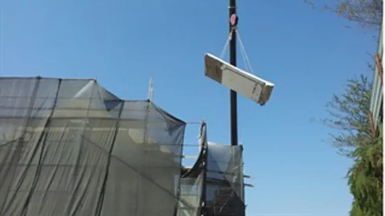 ניסור המבנים בשכונת האולפנא