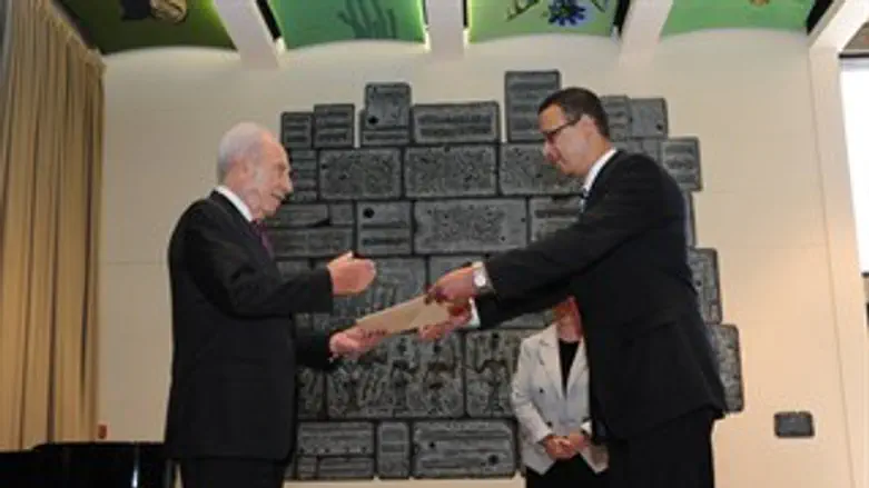 השגריר המצרי והנשיא.