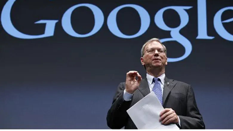 Google shares hit a record high $800