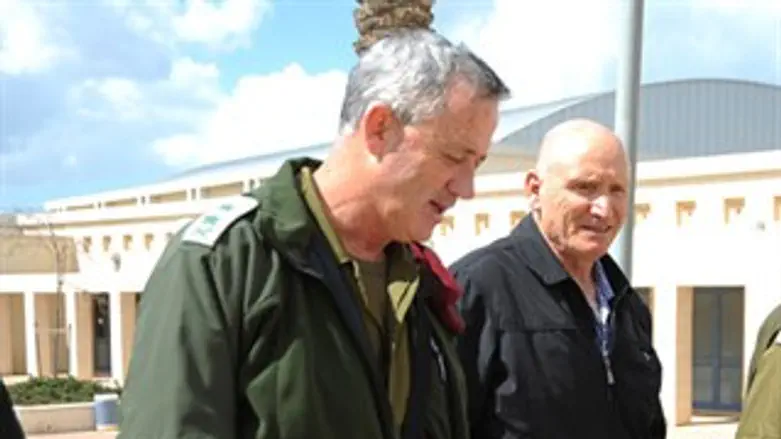 בני גנץ ויצחק בריק