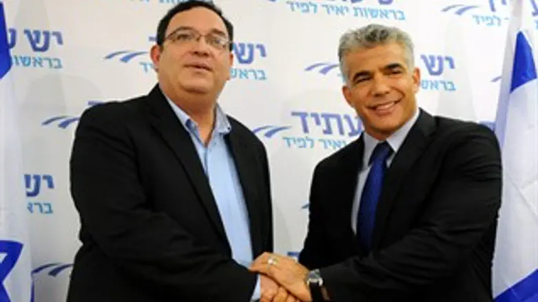 הרב שי פירון ויאיר לפיד