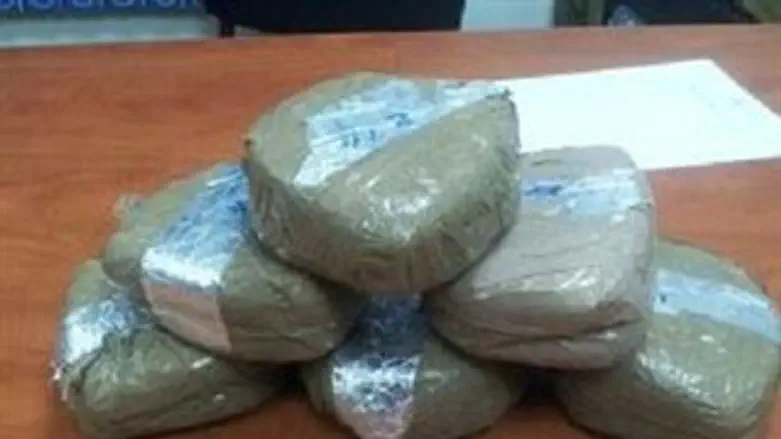 סמים שנתפסו על ידי המשטרה. ארכיון