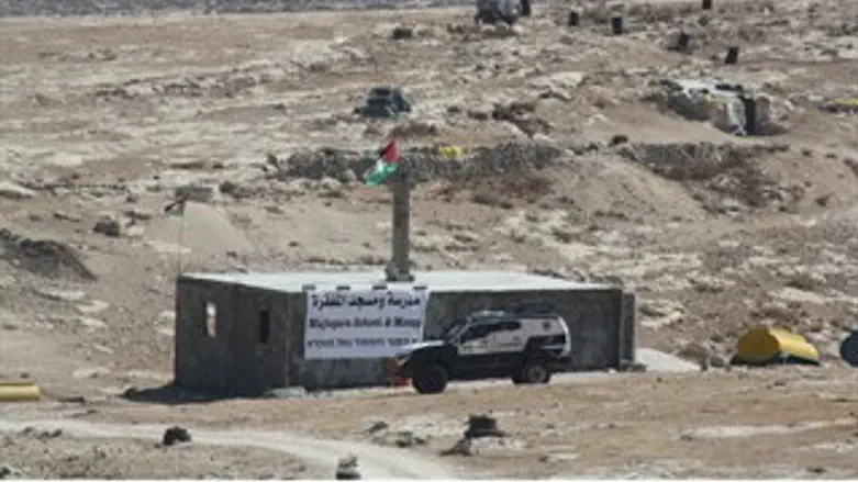 המסגד הלא חוקי