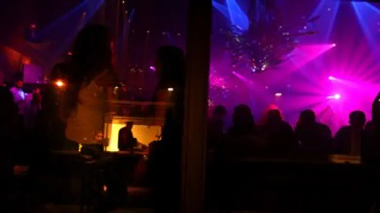 הורשעו. האומן 17