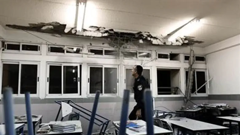 Rocket damage at Ashkelon school on Monday