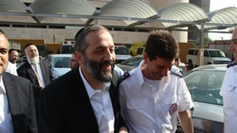 מנכ"ל מד"א ואריה דרעי