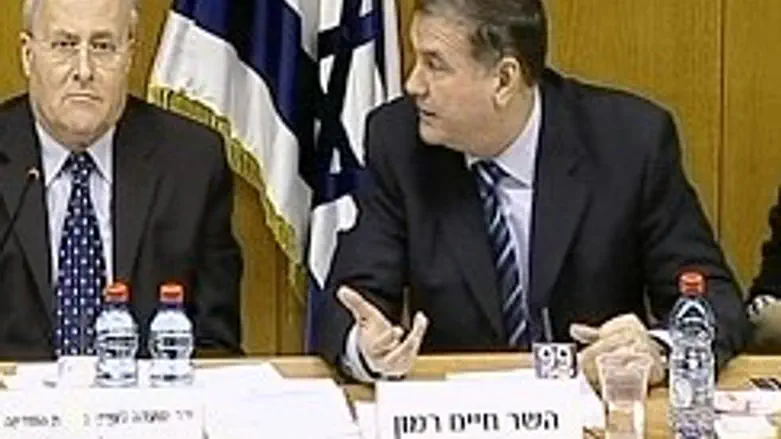 השר רמון ויו"ר הועדה אורלב בדיון היום בכנסת