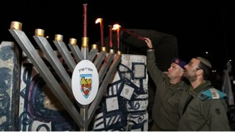 הדלקת הנרות