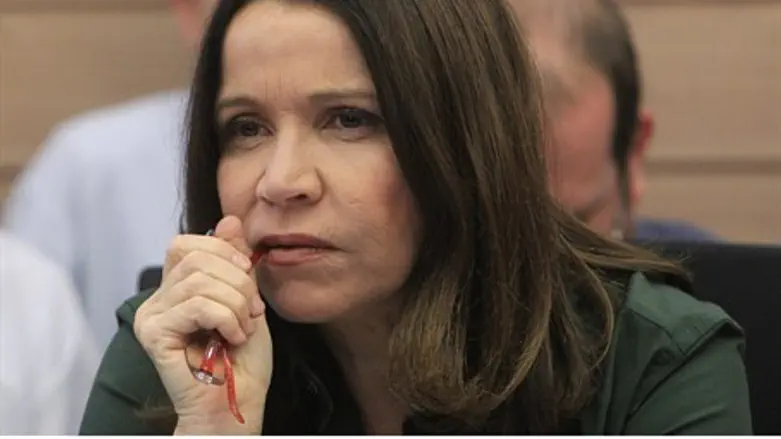 Shelly Yechimovich