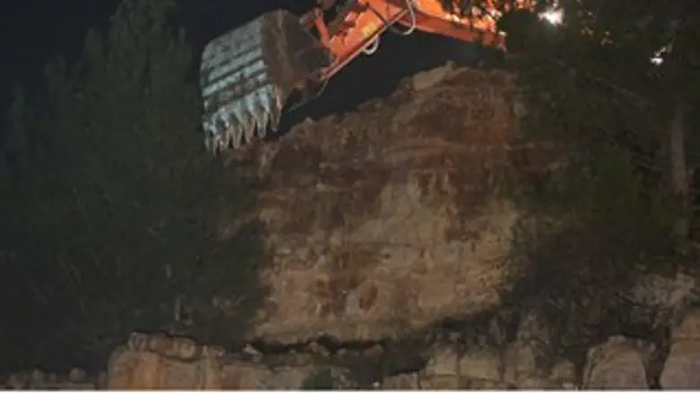 המבצע להסרת הסלע