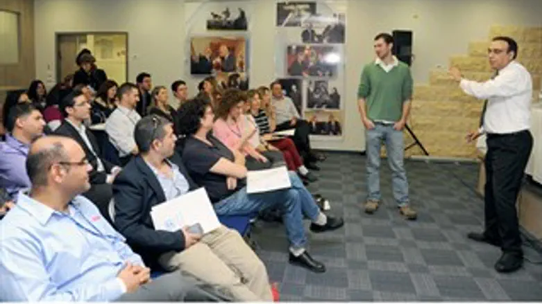 כנס דוברי לע"מ